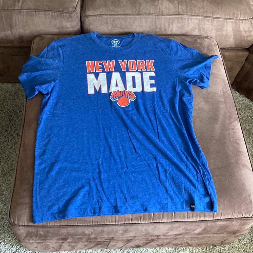 New York Knicks.  New York Made T-shirt. Size XL.  Never worn
